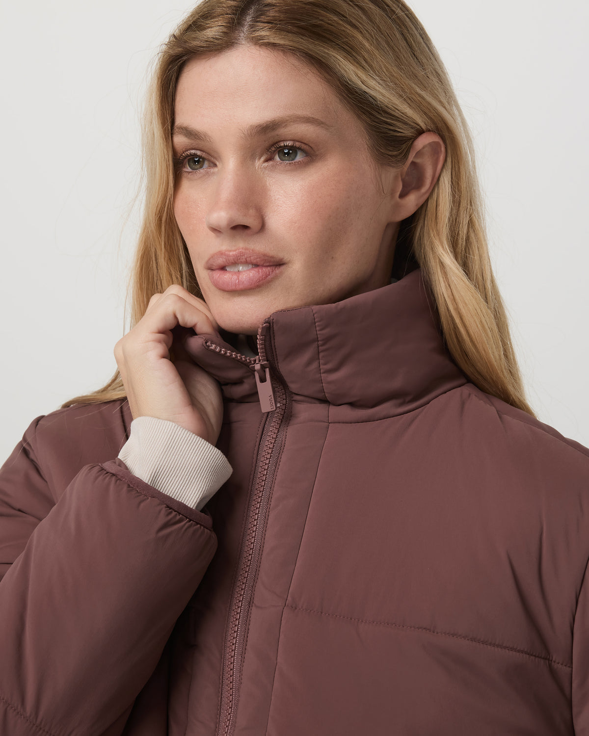 Vuori Canyon Insulated Venture Jacket Women's Sable Full-Zip