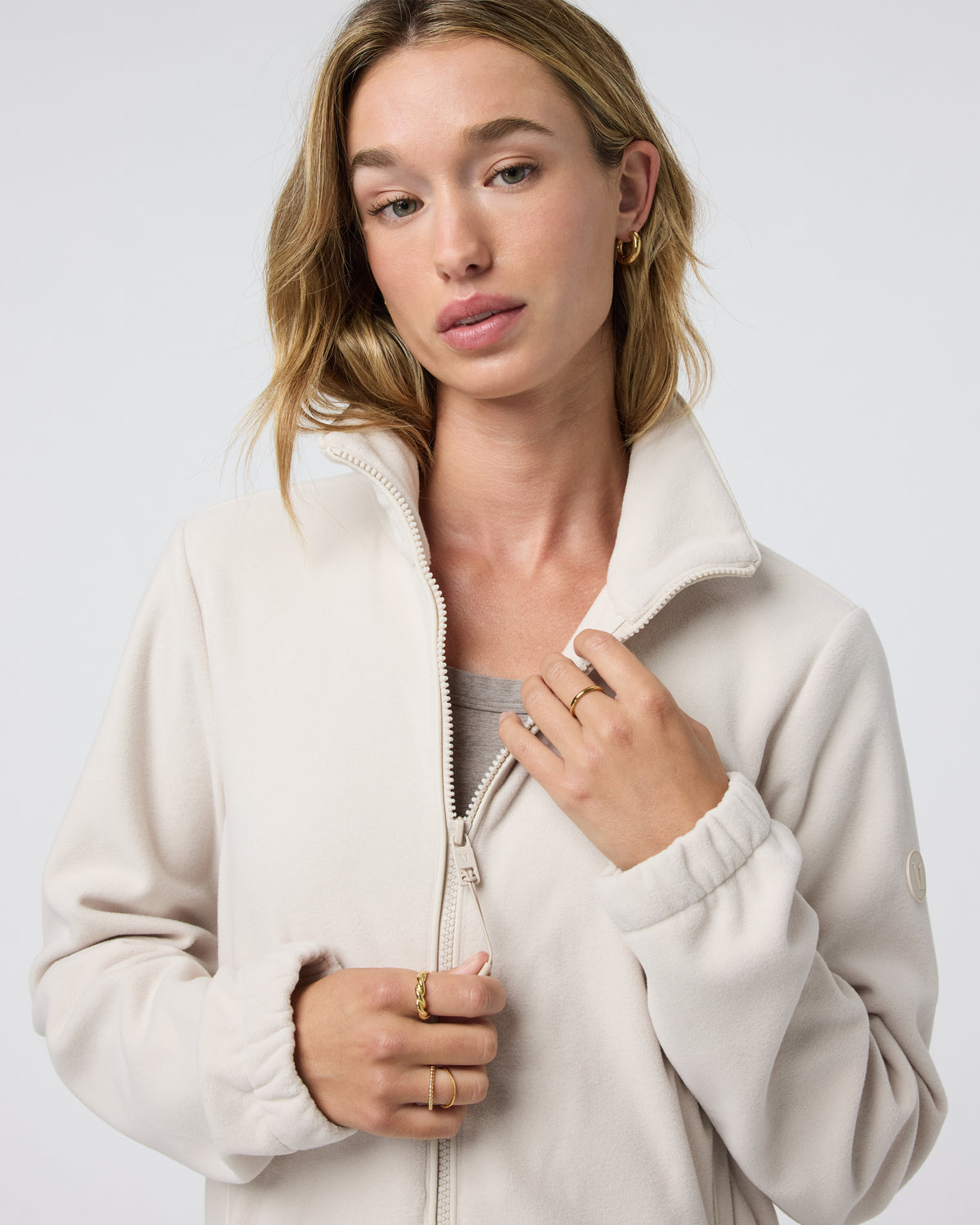 Vuori Women's Aspen Full Zip Dune Fleece Pullover