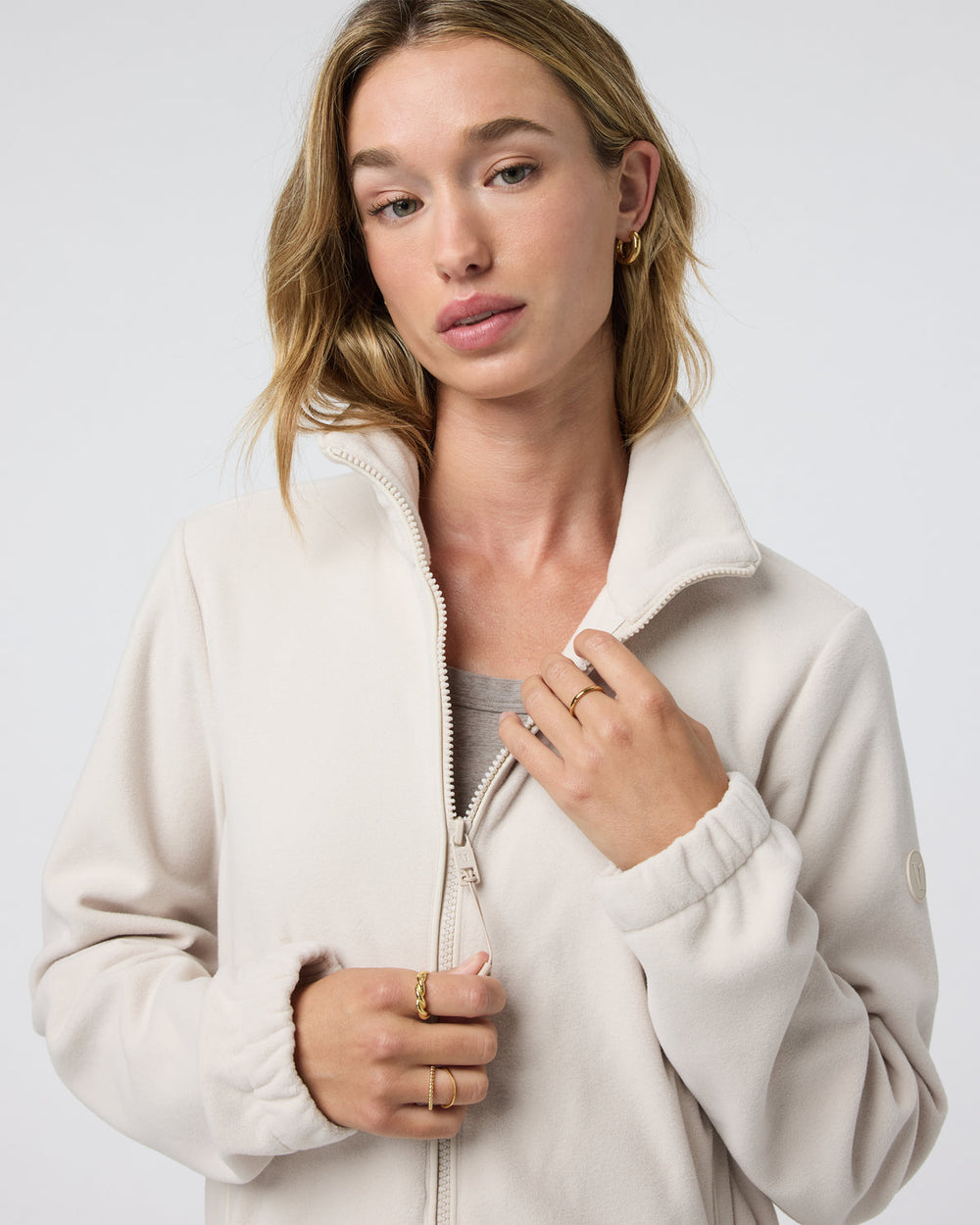 Vuori Women's Aspen Full Zip Dune Fleece Pullover