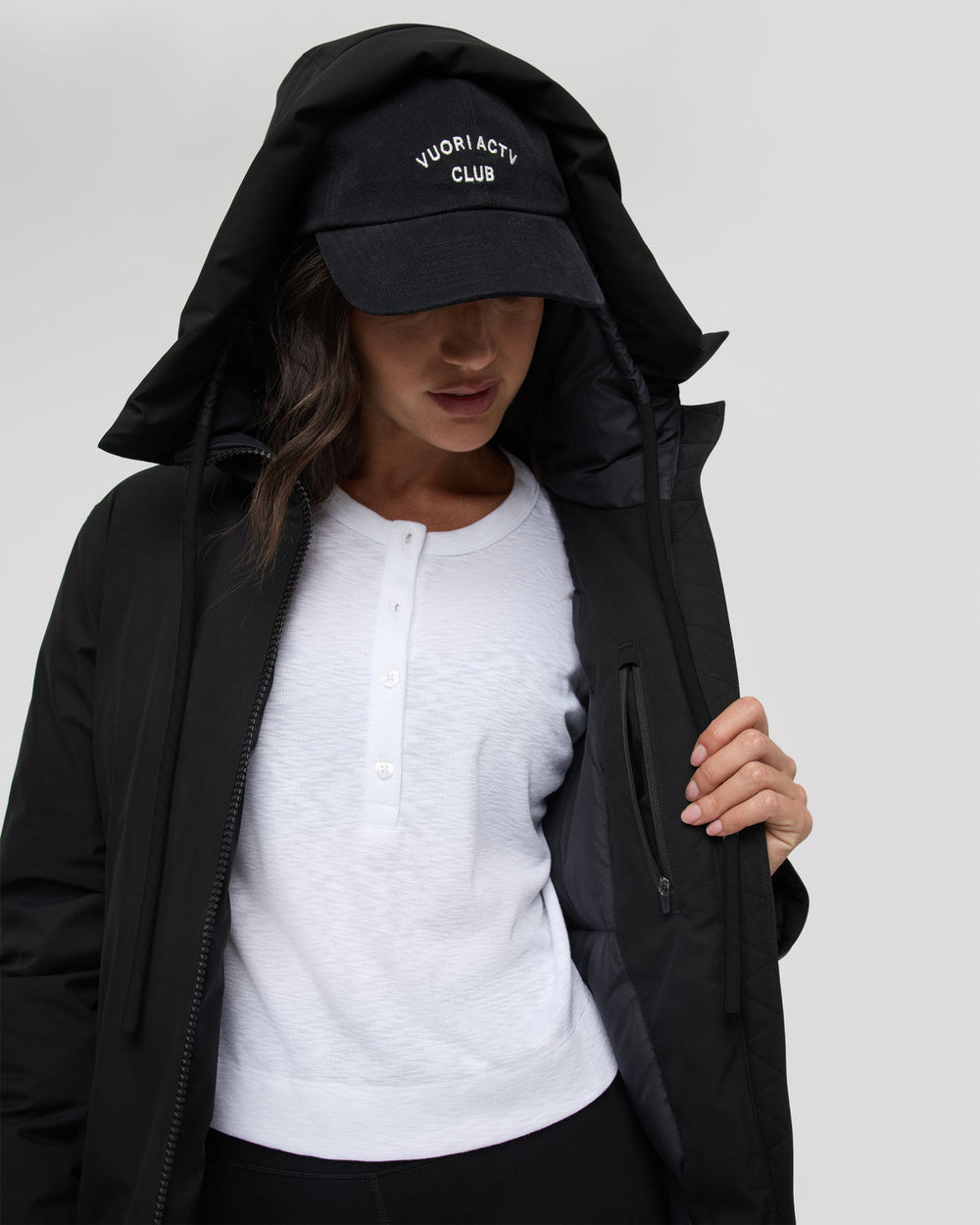 Vuori Icelandic Anorak Women's Black Waterproof Jacket