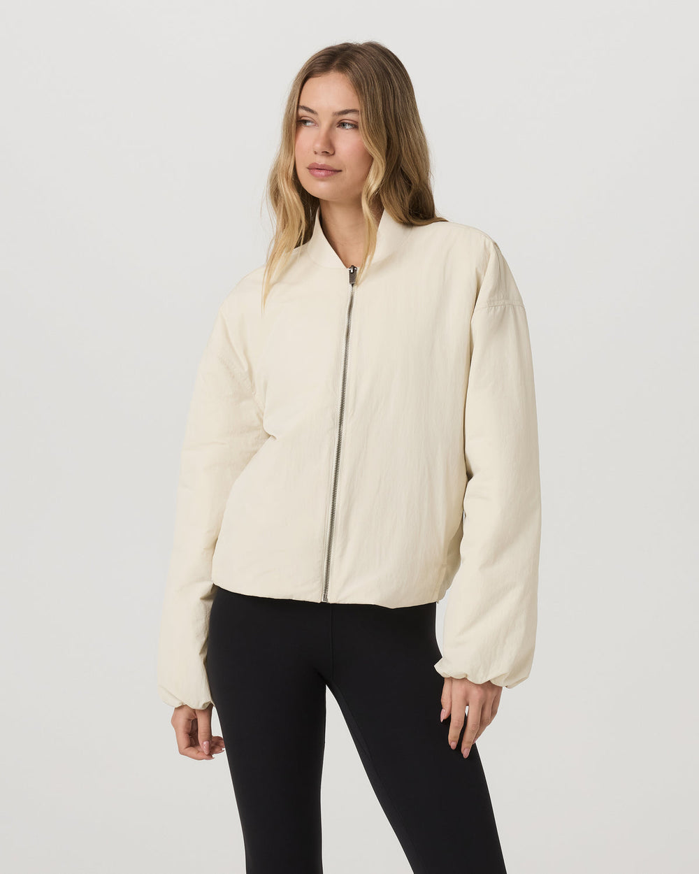 Vuori Lund Insulated Jacket Women's Bone Oversized Jacket