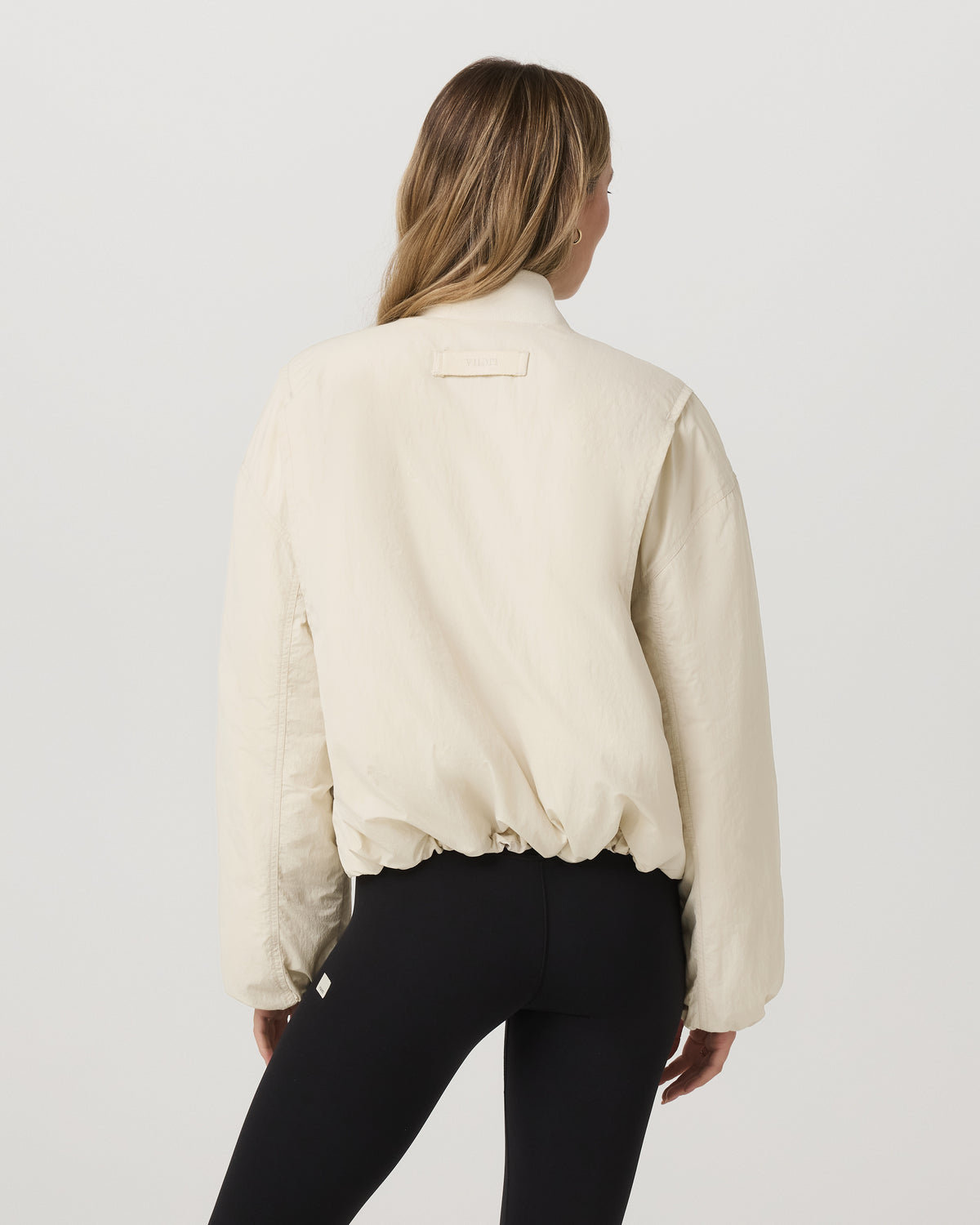 Vuori Lund Insulated Jacket Women's Bone Oversized Jacket