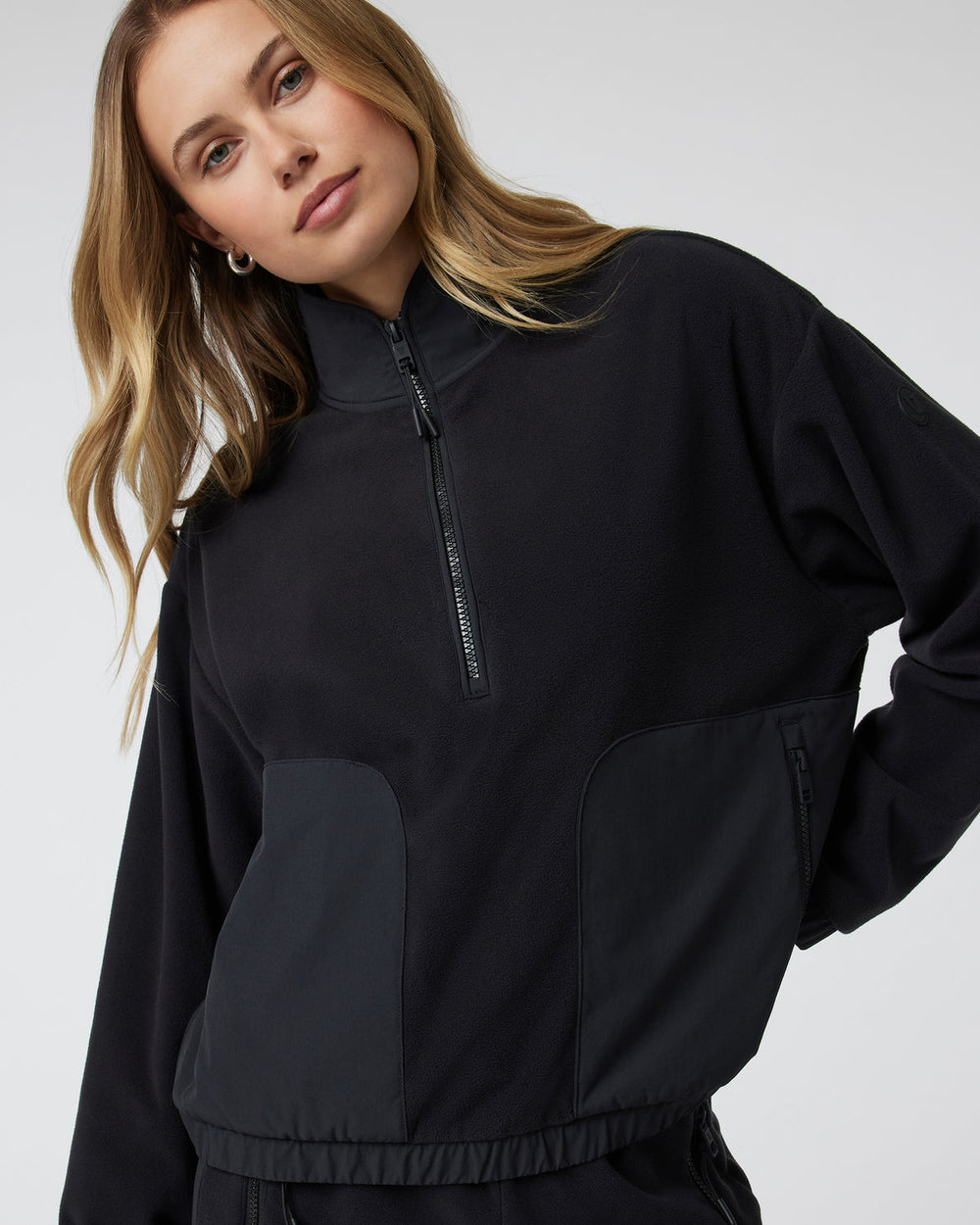 Vuori Women's Aspen Half Zip Black Fleece Pullover