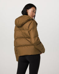 Vuori Alta Down Jacket Women's Puffer Jacket in Rum