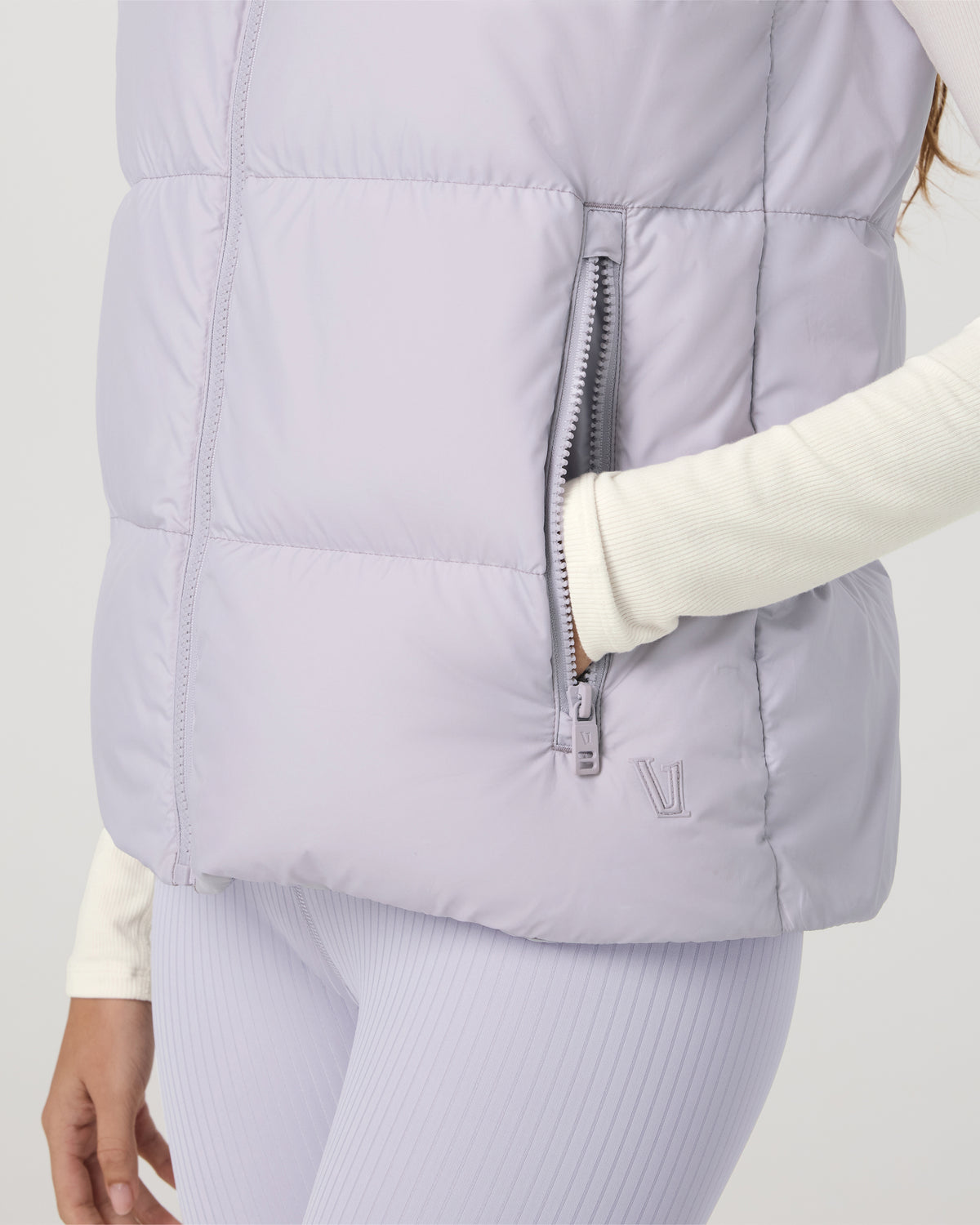 Vuori Alta Down Vest Women's Lavender Ice Sleeveless Vest