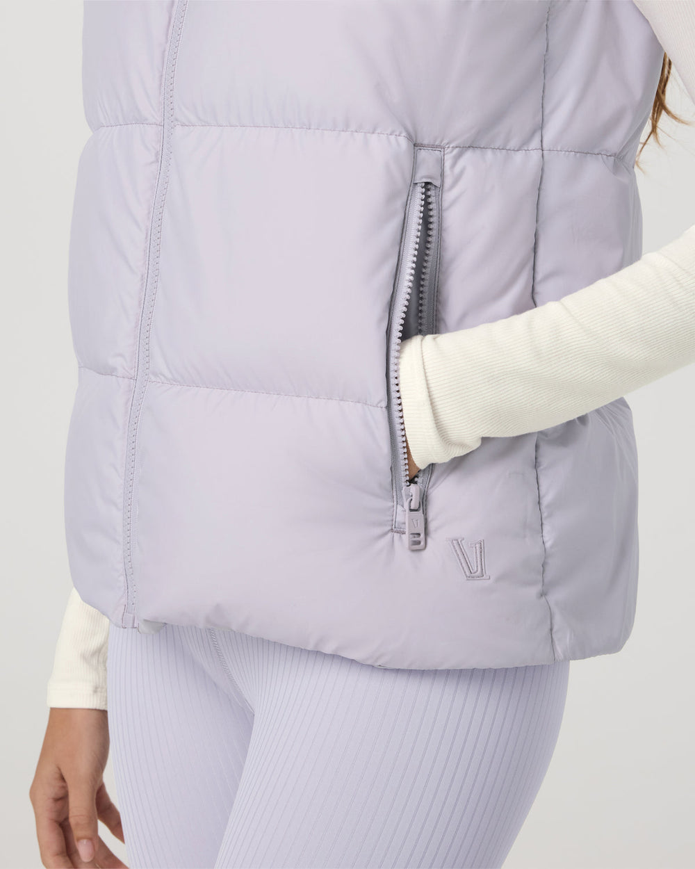 Vuori Alta Down Vest Women's Lavender Ice Sleeveless Vest