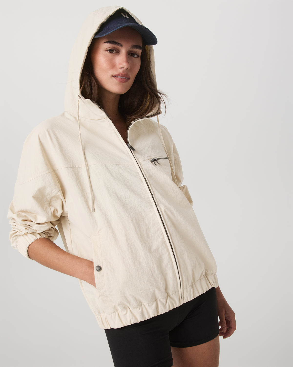 Vuori Ventana Jacket Women's Bone Transitional Lifestyle Jacket