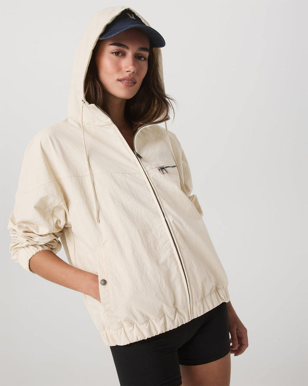 Vuori Ventana Jacket Women's Bone Transitional Lifestyle Jacket