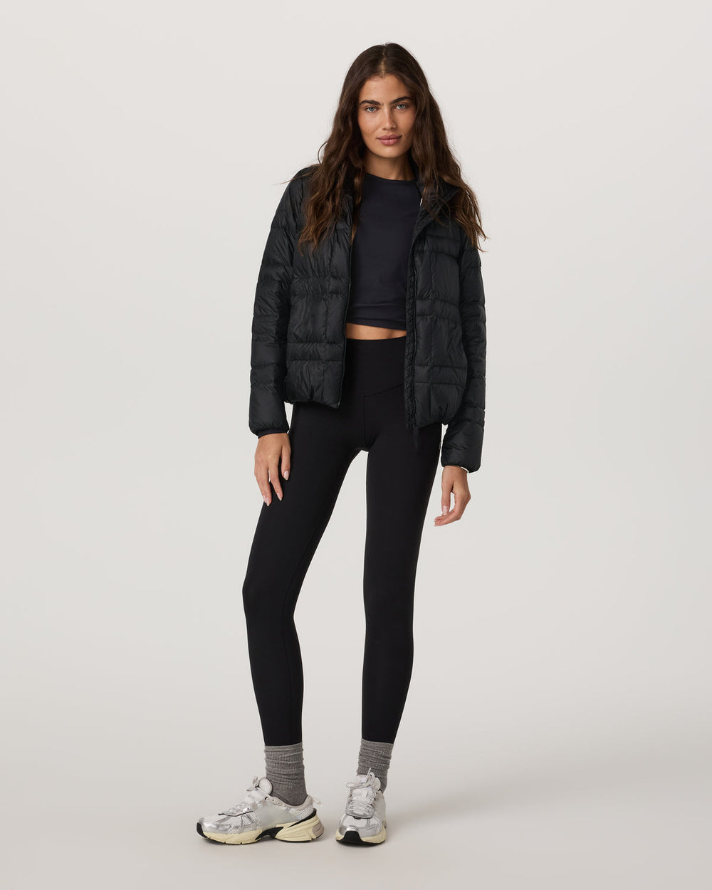 Vuori Women's Coordinate Packable Down Jacket Black Zip Up