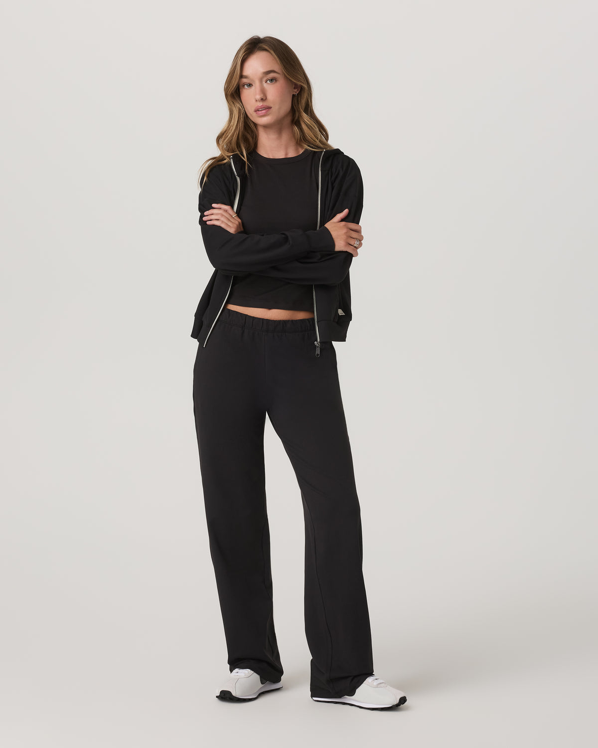 Vuori Halo Straight Leg Pant Women's Solid Black Pants