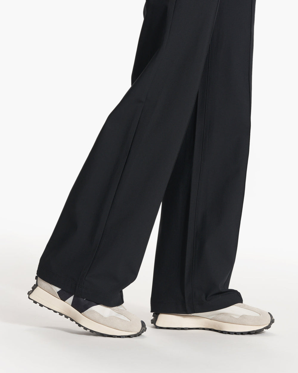 Vuori Women's Meta Wideleg Black Tailored Pants