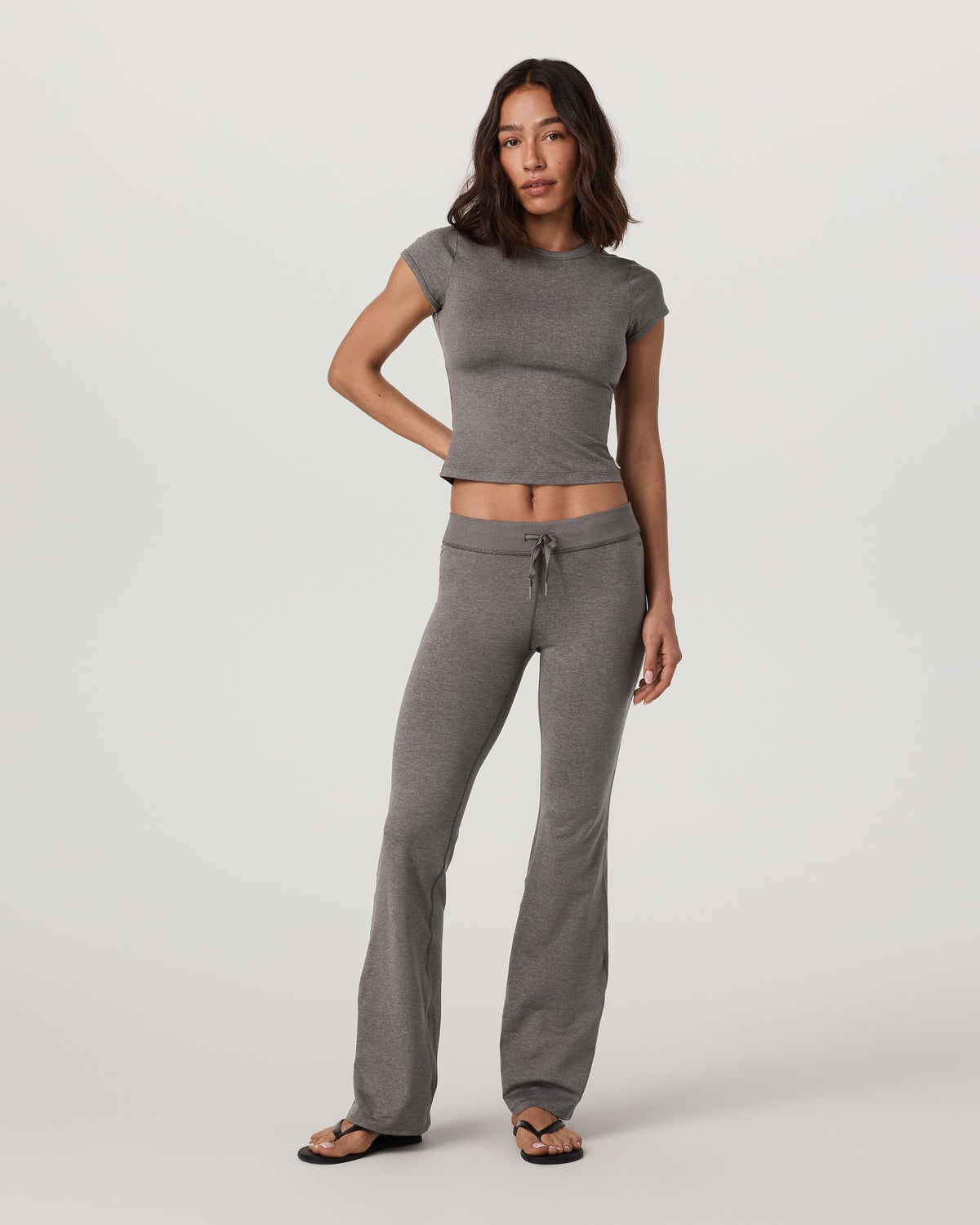 Vuori Halo Flare Pant Women's Chia Heather Pants