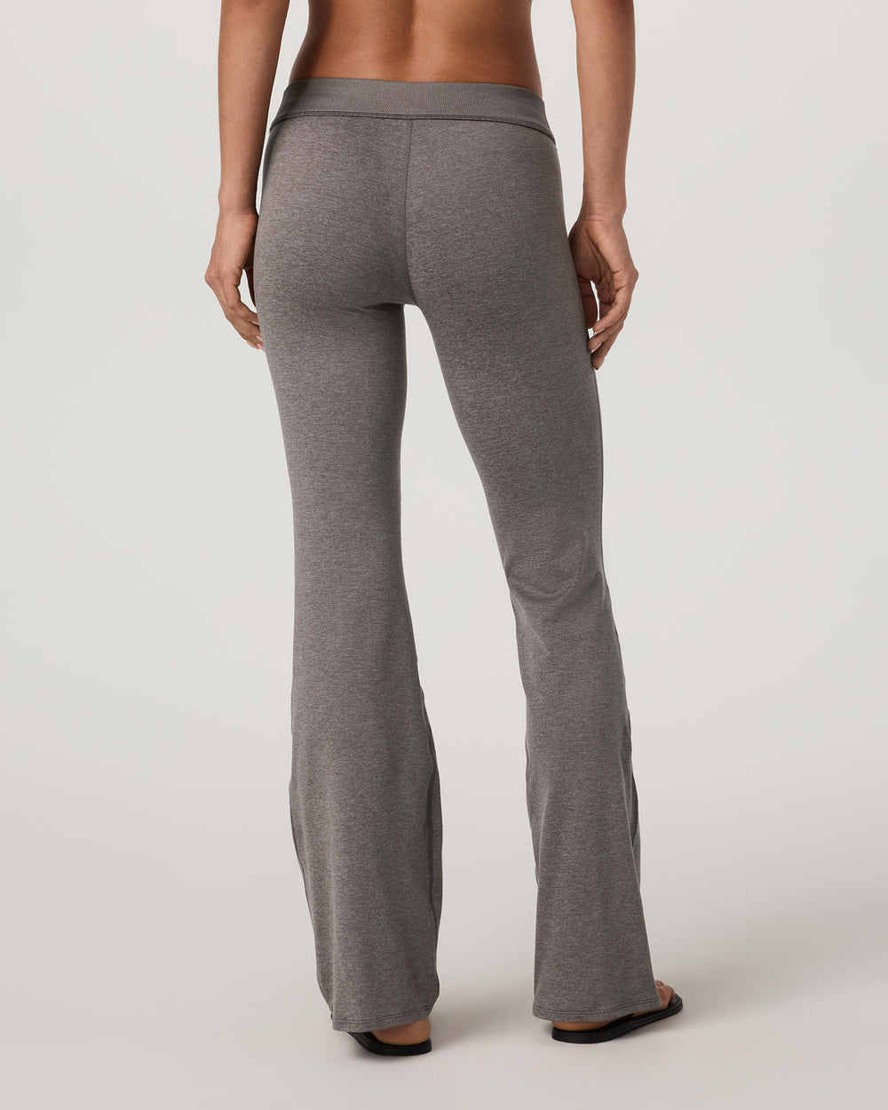 Vuori Halo Flare Pant Women's Chia Heather Pants