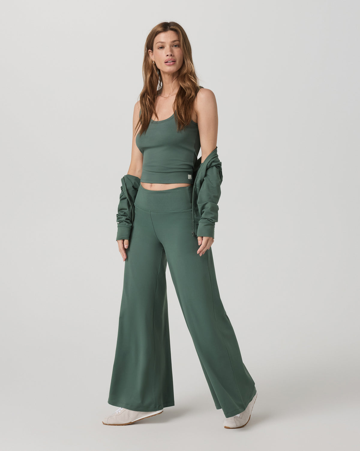Vuori Halo Easy Wideleg Pant - Short Women's Agate Green Pants