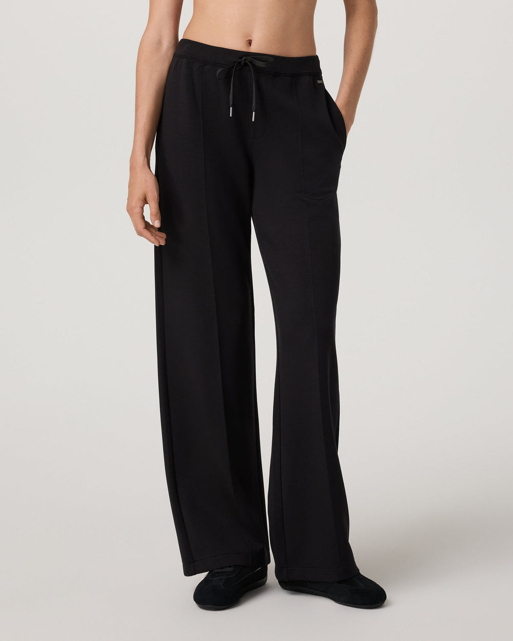Vuori Compose Wideleg Pant Women's Black Mid-High Rise Pant