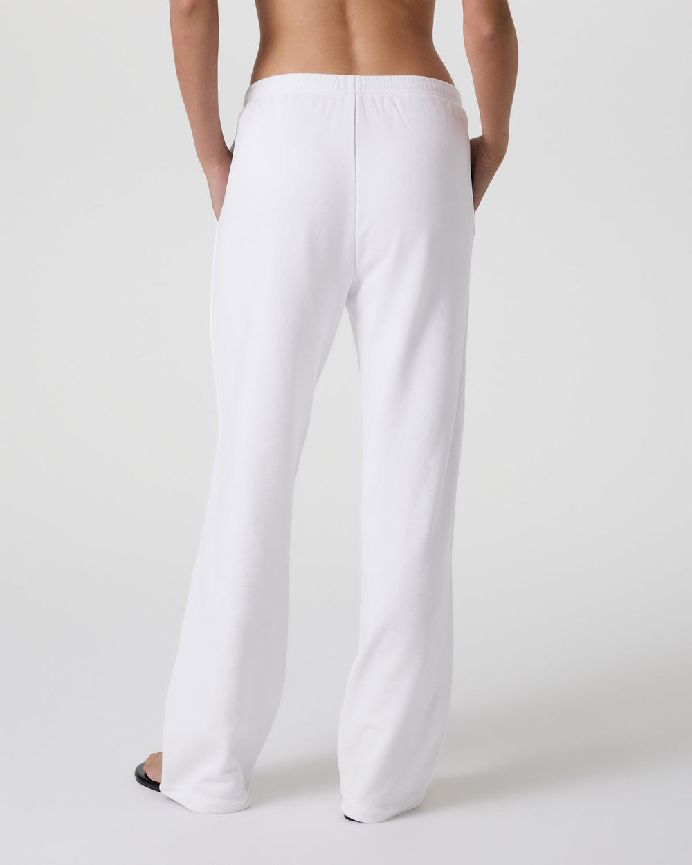 Vuori Sedona Straight Leg Sweatpant White