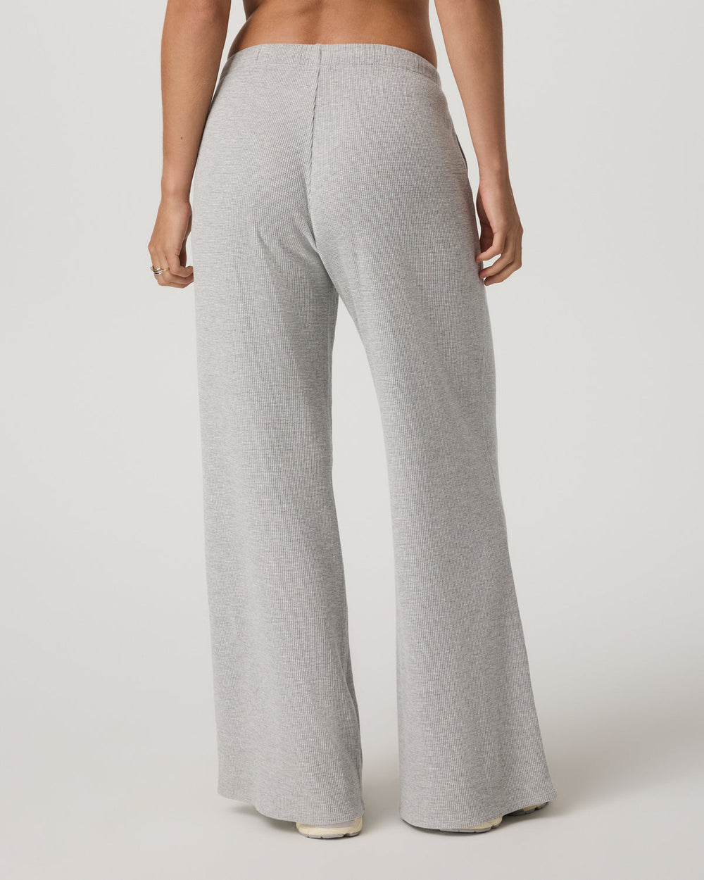 Vuori Waffle Wideleg Pant - Short Women's Light Grey Pants