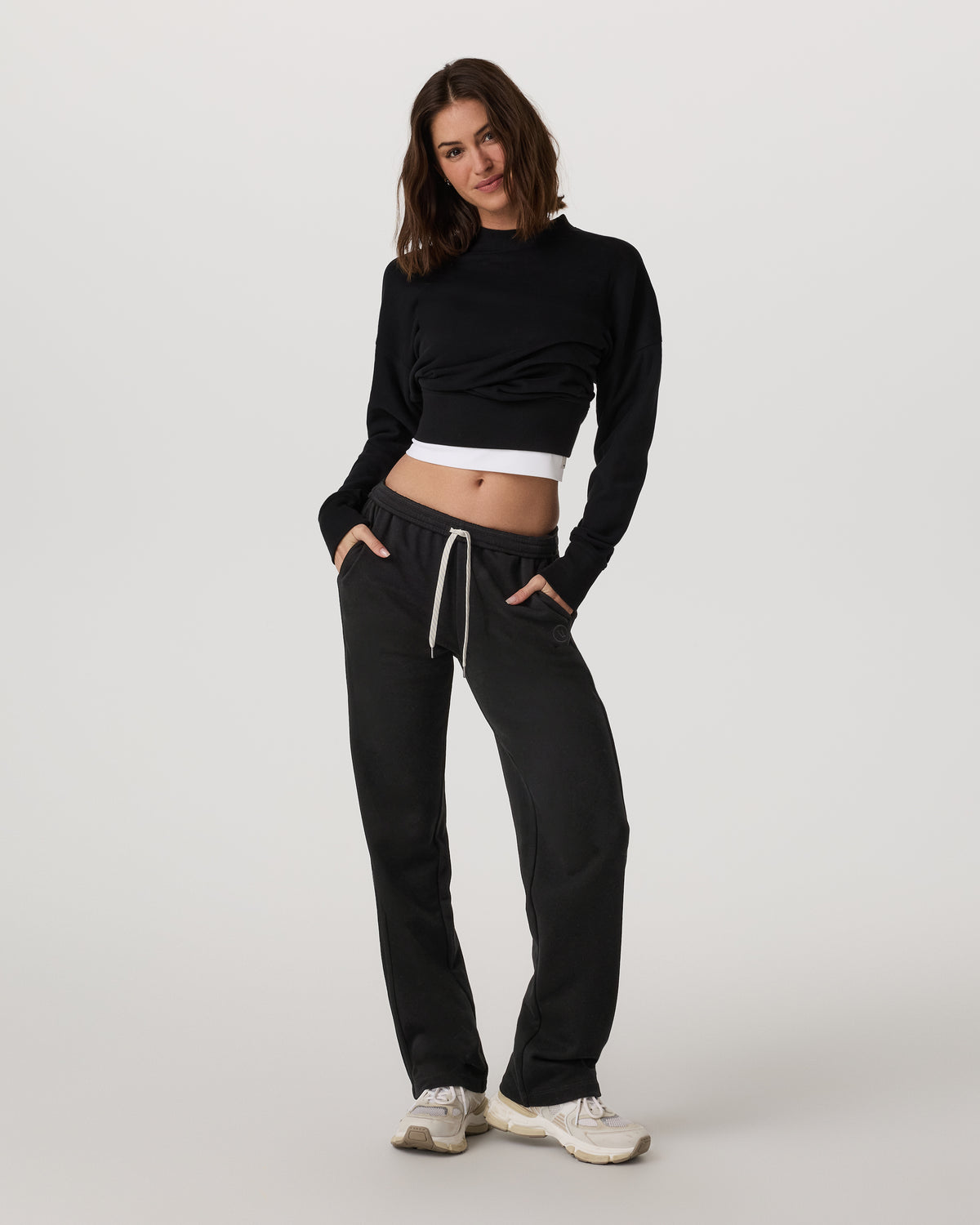 Vuori Sedona Straight Leg Sweatpant - Long Women's Black Pant