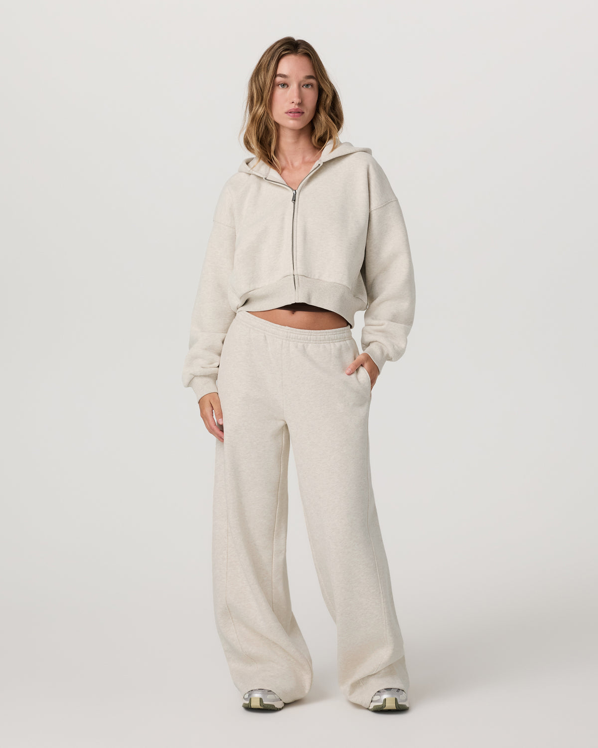 Vuori Women's Restore Ultra Wideleg Sweatpant Bone Heather