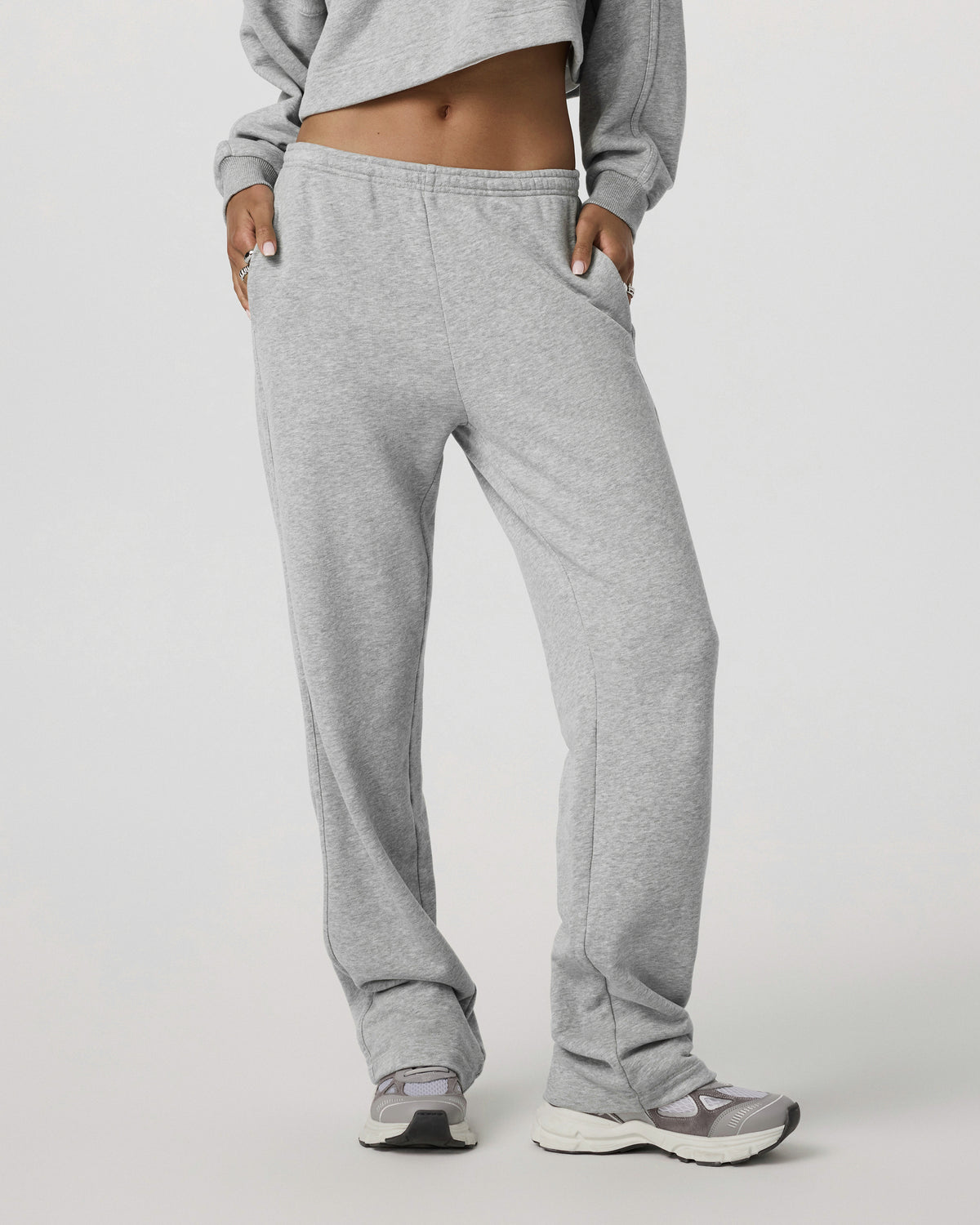 Vuori Sedona Straight Leg Sweatpant - Short Light Heather