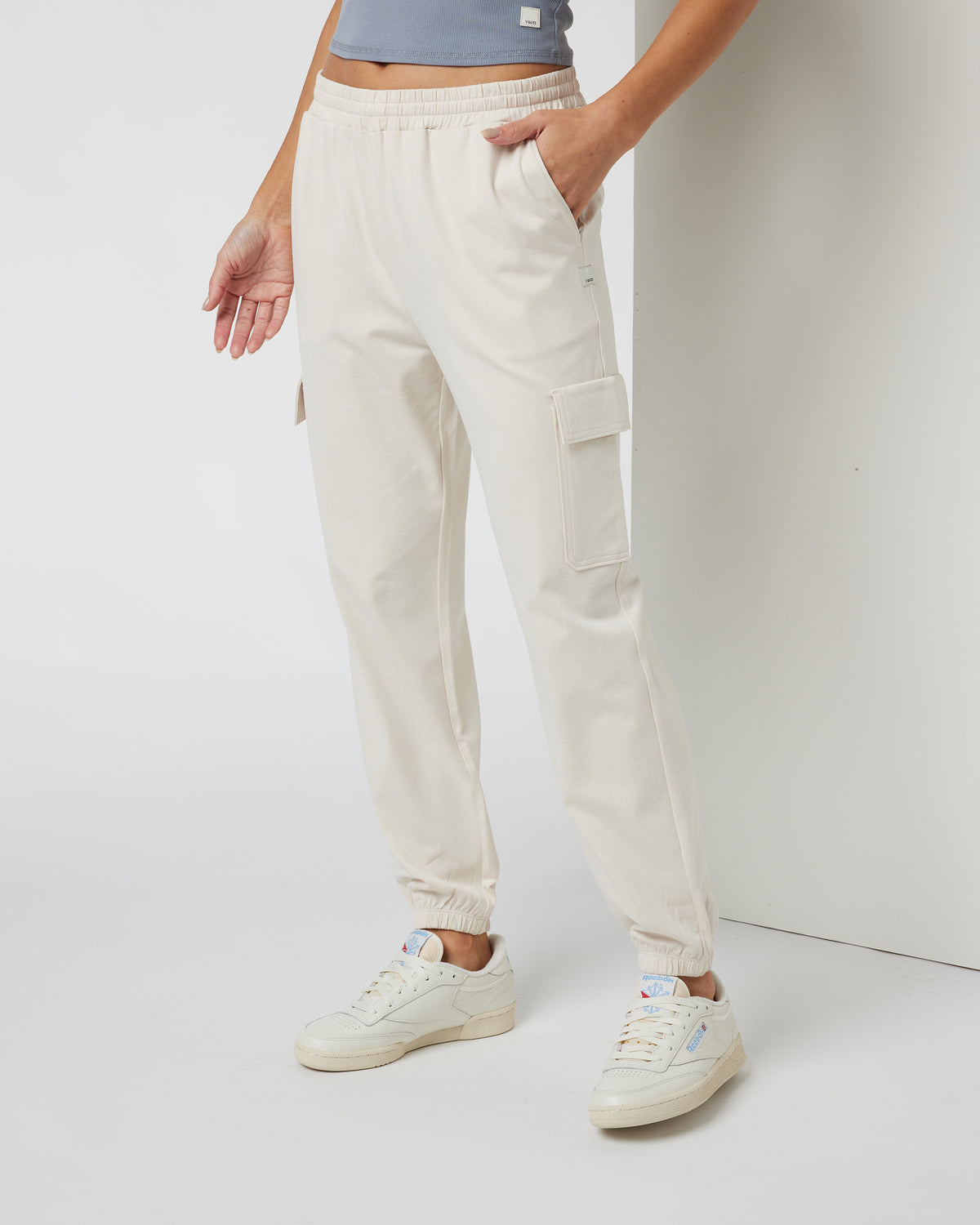 Vuori Boyfriend Cargo Sweatpant Milkweed Heather