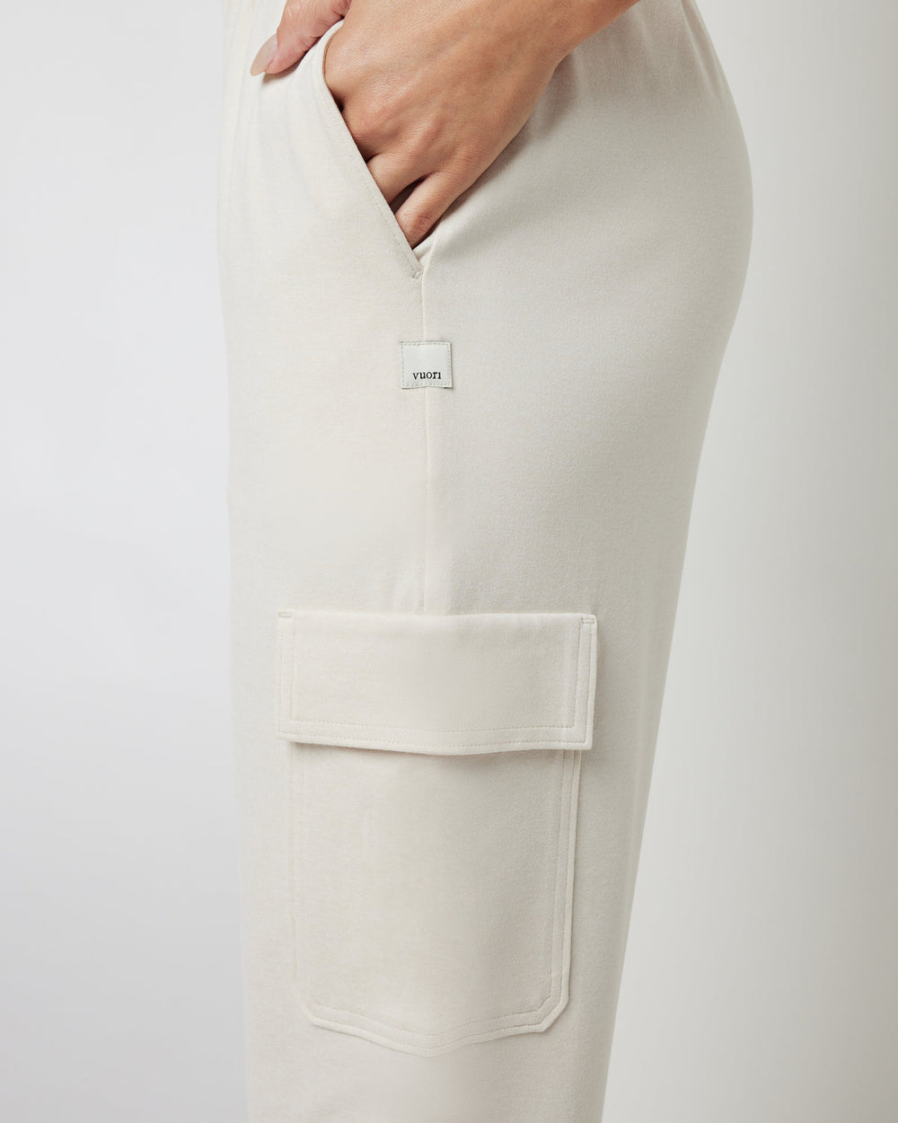 Vuori Boyfriend Cargo Sweatpant Milkweed Heather
