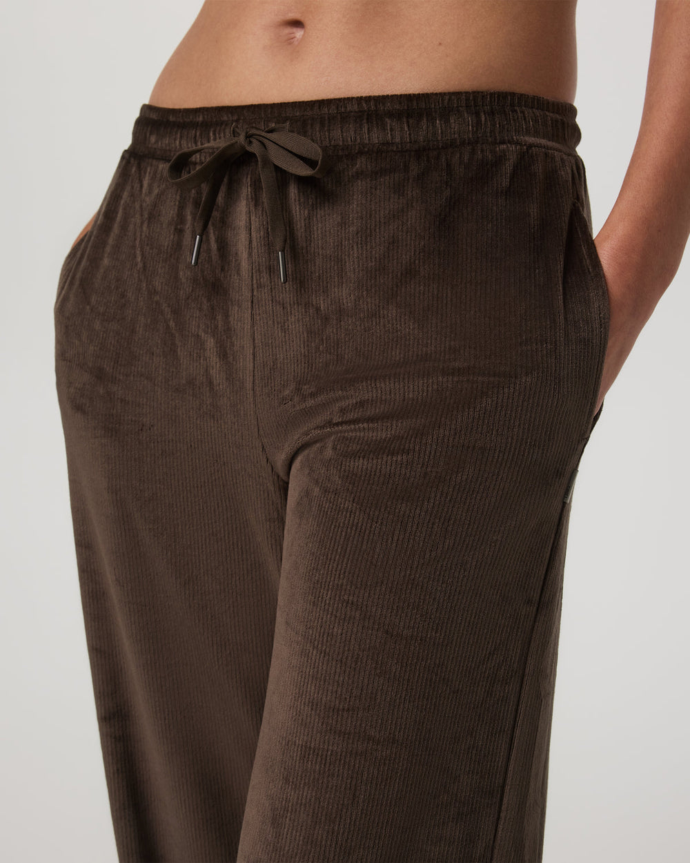 Vuori Haven Straight Leg Women's Dark Java Pull-On Pants