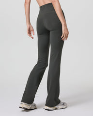 Vuori Halo Slim Flare Pant Women's Kale Pants