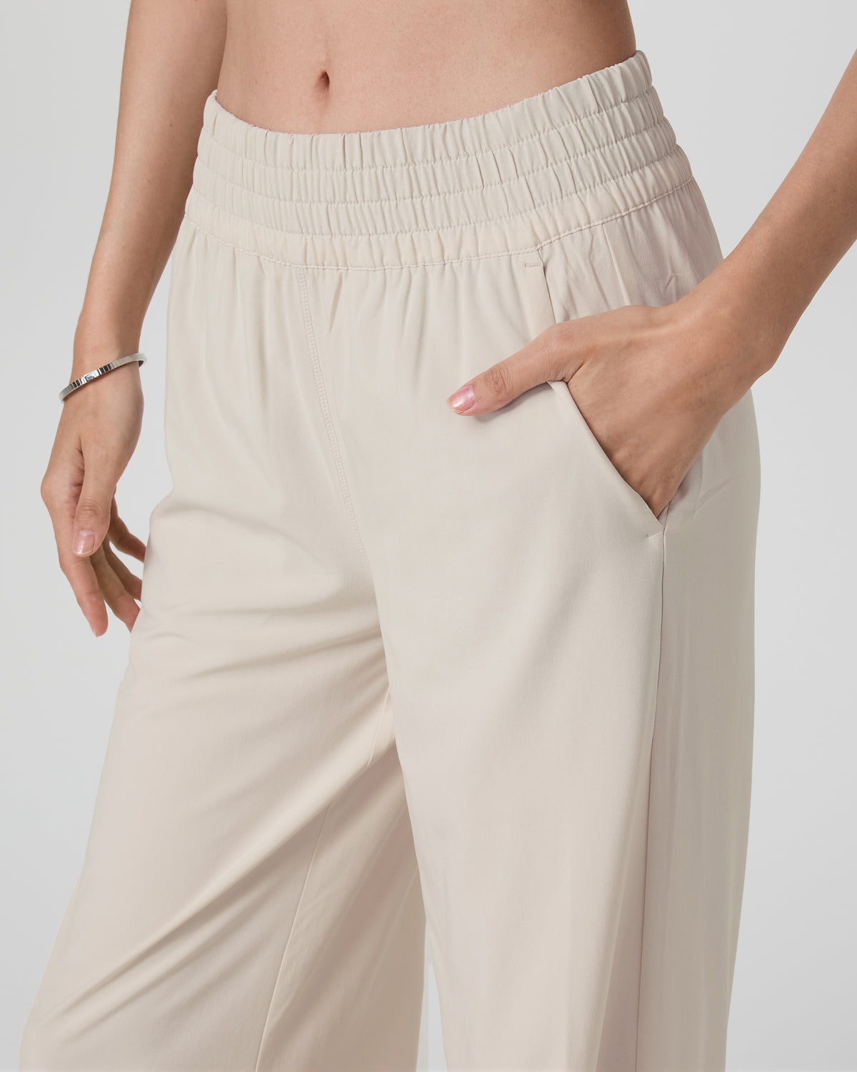 Vuori Villa Wideleg Pant - Long Women's Tall Milkweed Pants