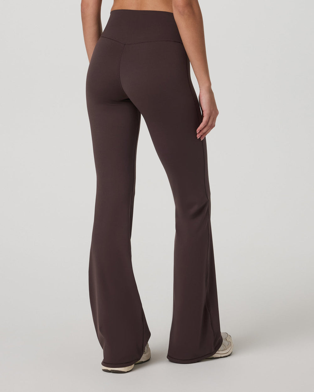Vuori Vuori AllTheForm™ Flare - Short Women's French Roast Leggings