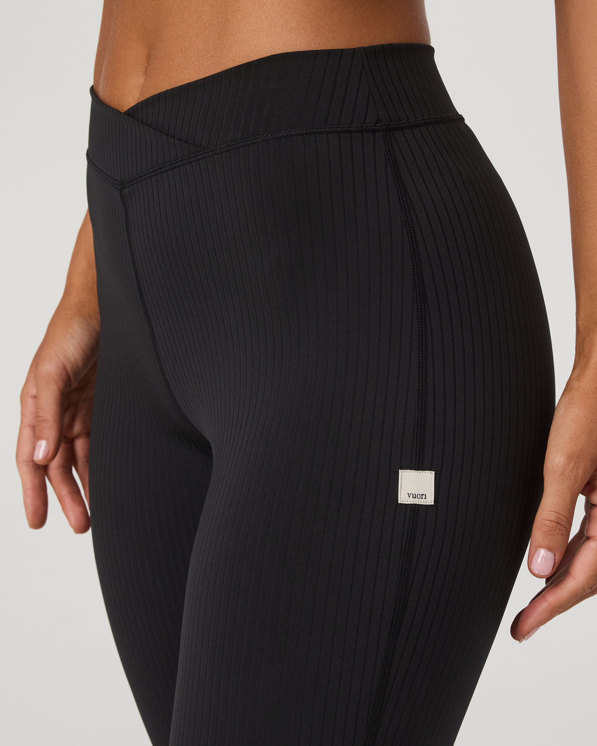 Vuori Inversion Rib Slim Flare Women's Black Slim Flare Leggings