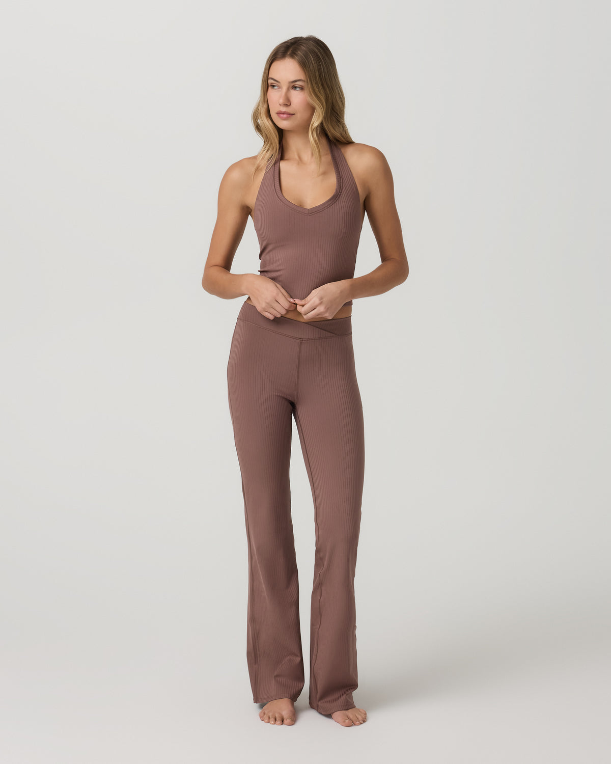 Vuori Inversion Rib Slim Flare Women's Sable Slim Flare Leggings