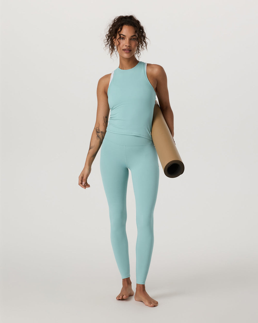 Vuori Vuori AllTheFeels™ Legging - Short Sea Spray Leggings