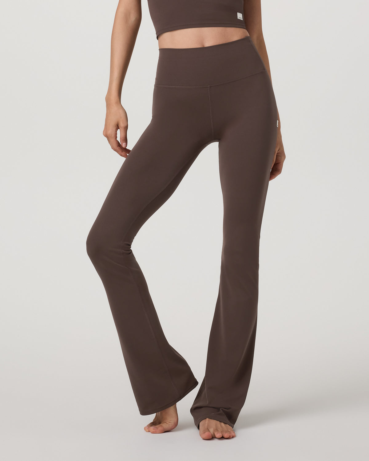 Vuori Vuori AllTheFeels™ Slim Flare Women's Java Leggings