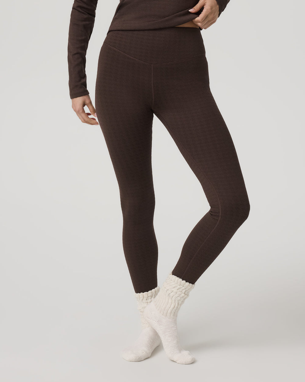 Vuori Women's Textured Chilled Out Legging Java Houndstooth