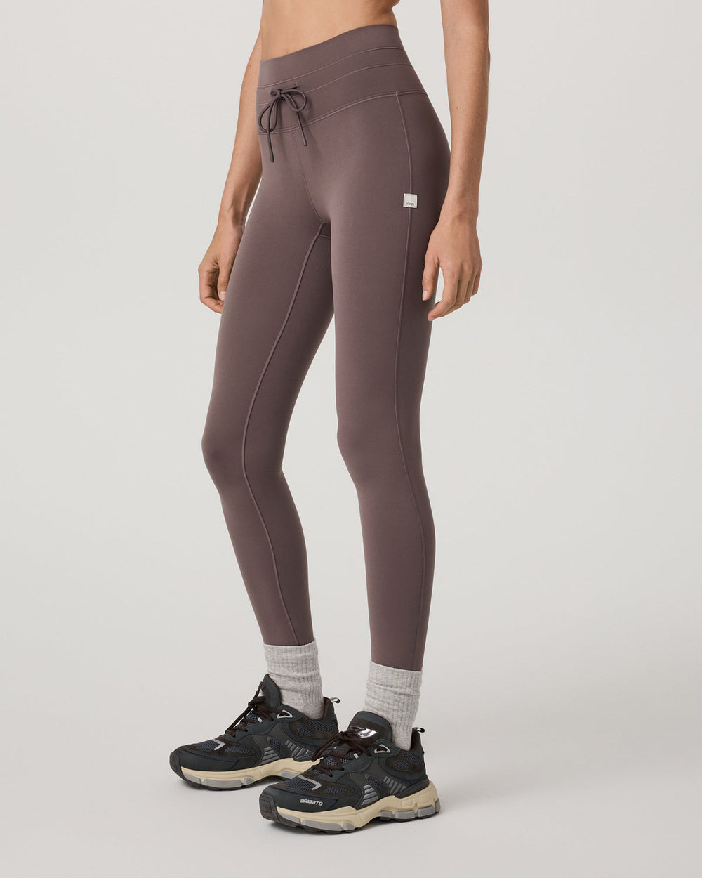 Vuori Women's Daily Form Legging - Short Huckleberry