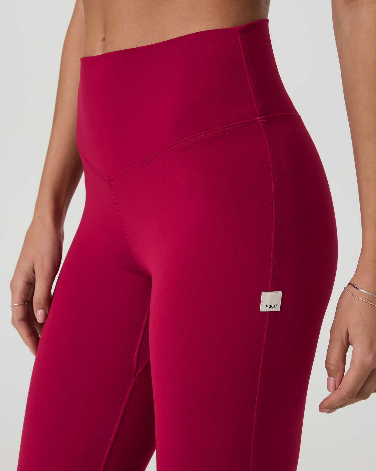 Vuori Vuori AllTheForm™ Flare - Long Strawberry Leggings