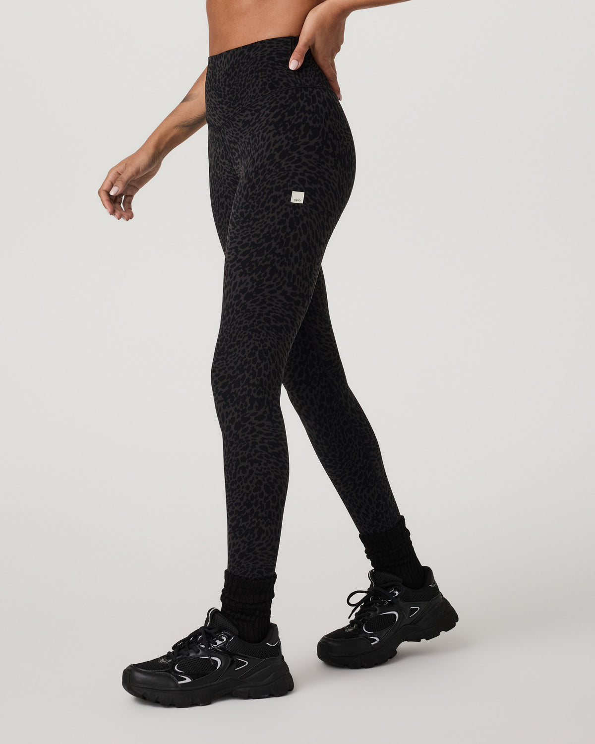 Vuori Vuori AllTheForm™ Legging Black Blurred Torrent Legging