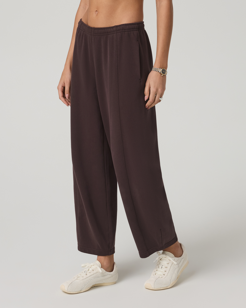 Vuori Sedona Barrel Sweatpant Women's French Roast Sweatpants