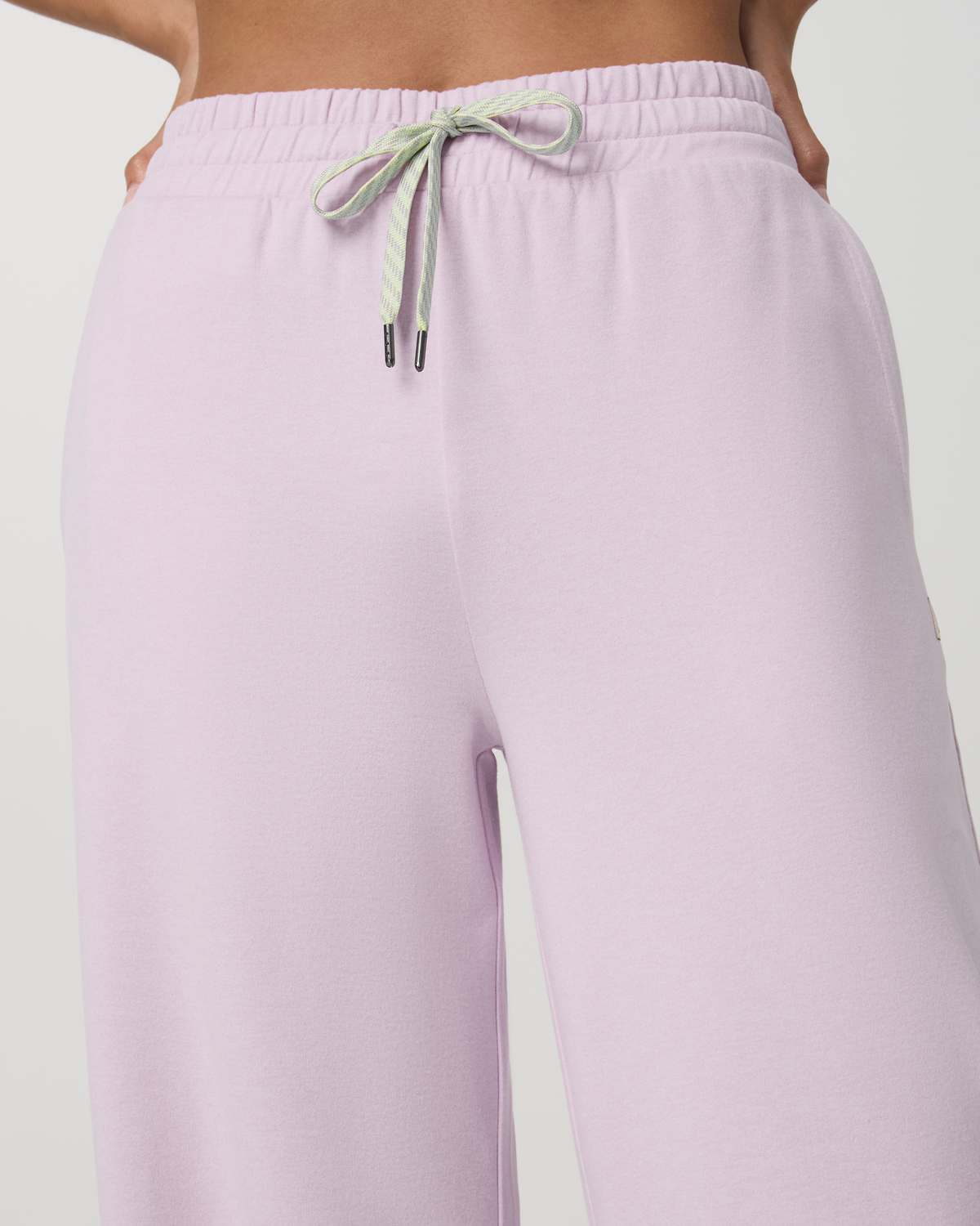 Vuori Halo Essential Wideleg Women's Lilac Breeze Heather Pants