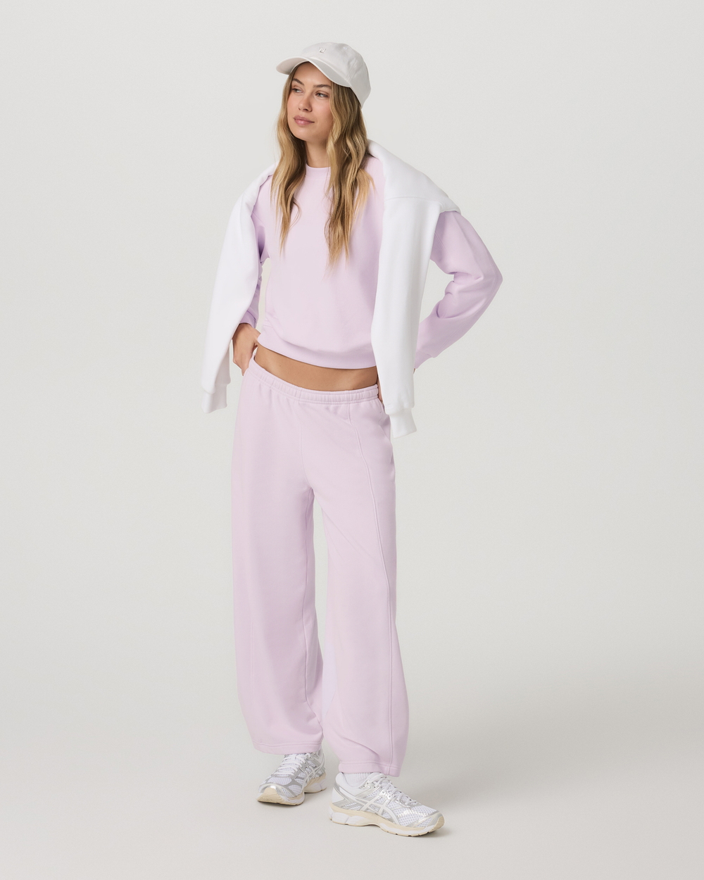 Vuori Sedona Barrel Sweatpant Women's Lilac Breeze Sweatpants