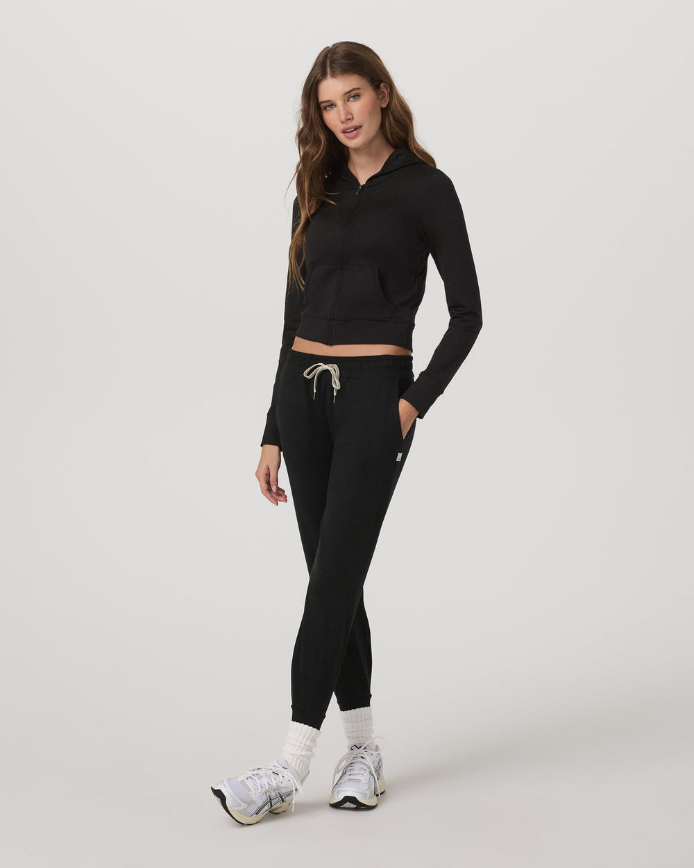 Vuori Performance Jogger Black Heather Sweatpants