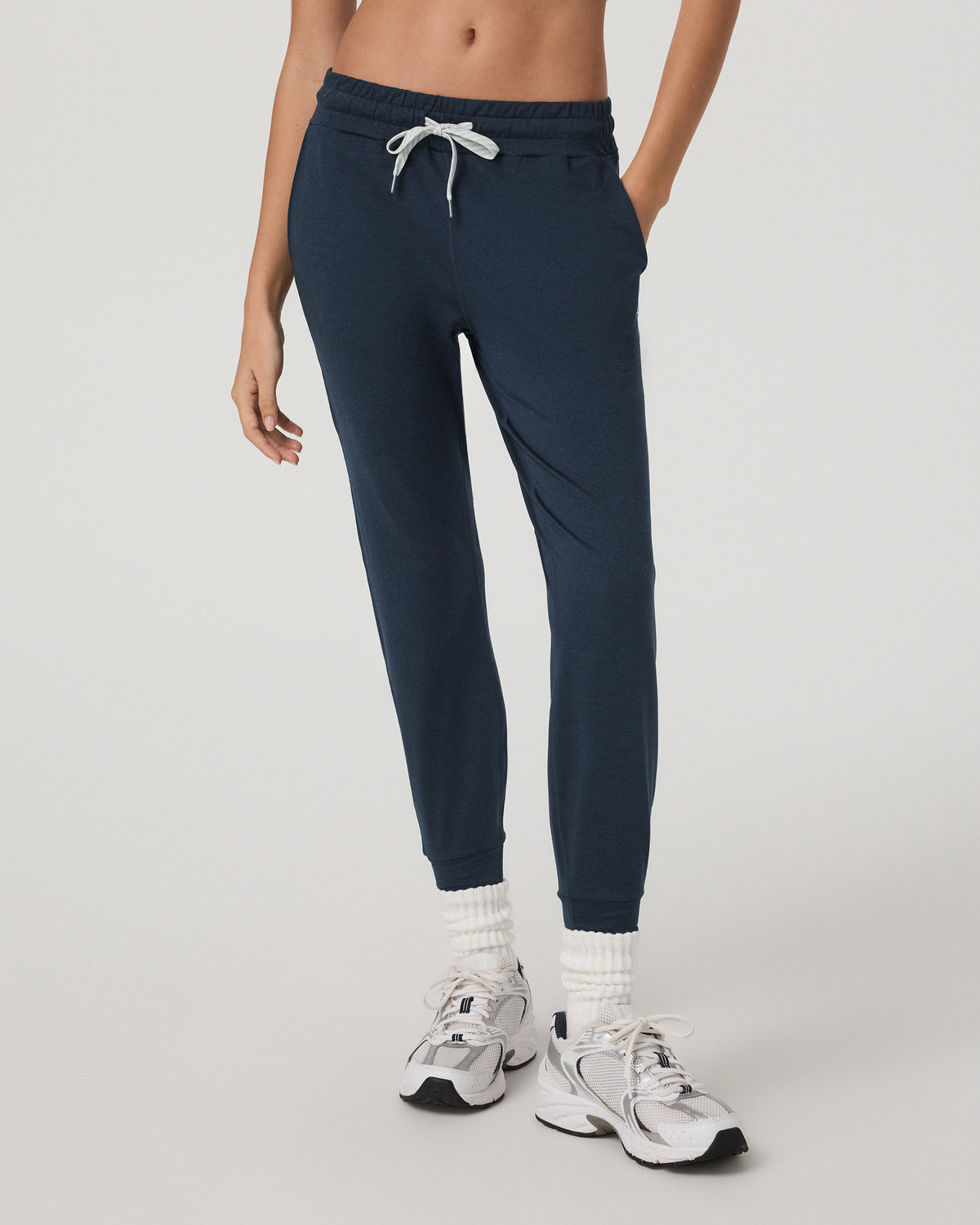 Vuori Performance Jogger Midnight Moisture-Wicking Joggers