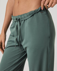 Vuori Halo Modern Sweatpant Women's Agate Green Sweatpant