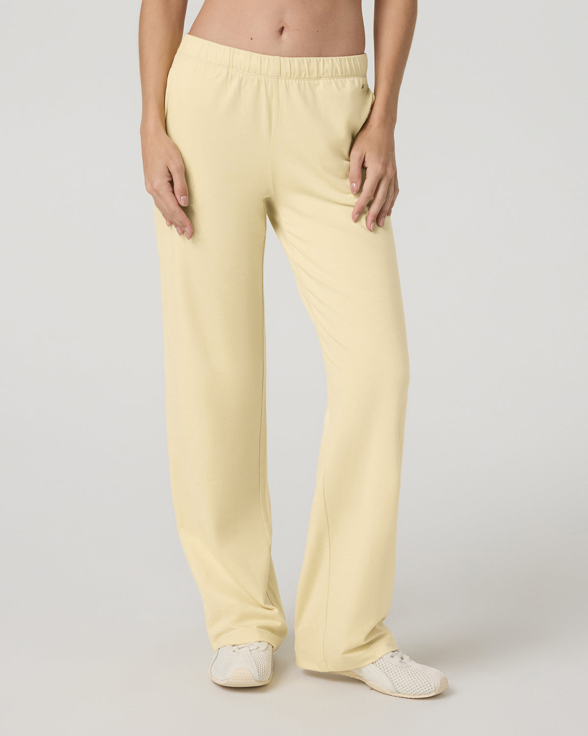 Vuori Women's Halo Modern Straight Leg Pant Lemon Snap Heather
