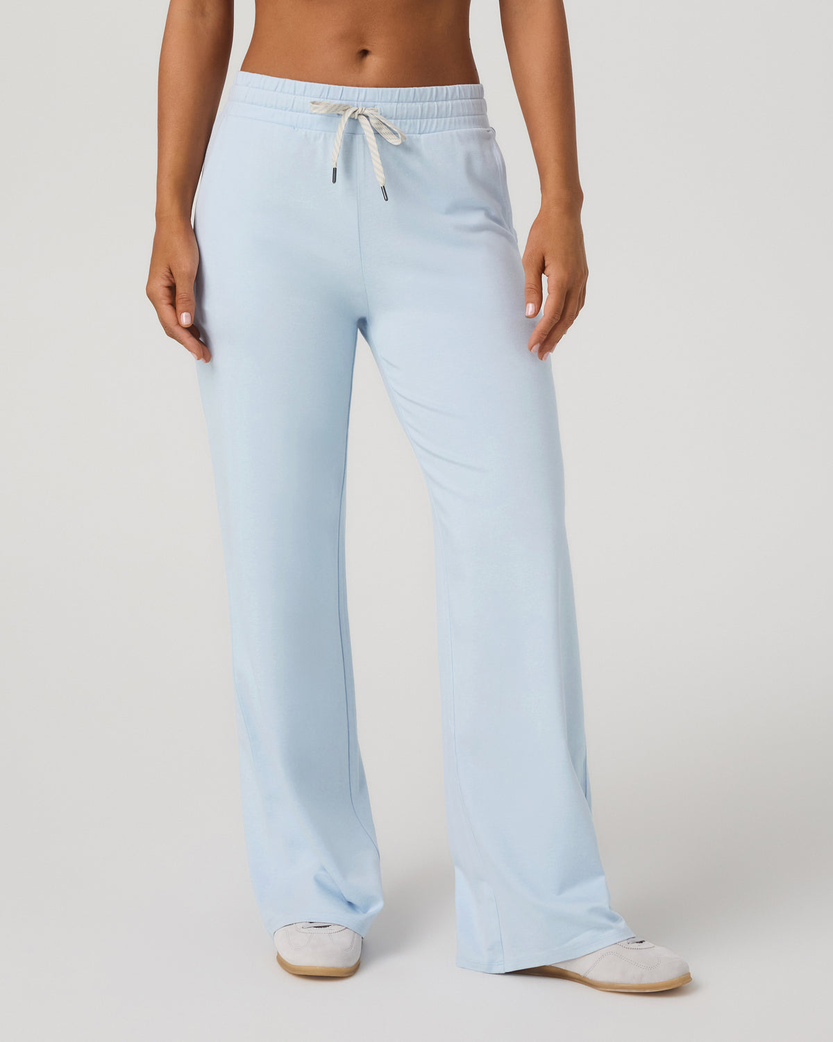 Vuori Halo Essential Wideleg - Short Soft Sky Heather Pants