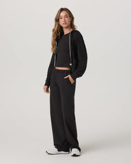 Vuori Women's Halo Modern Strght Leg Pant - Short Solid Black
