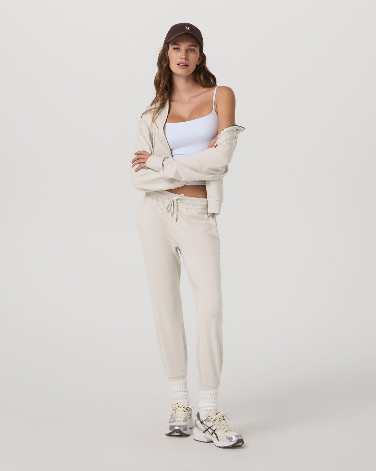 Vuori Performance Jogger - Long Ecru Heather
