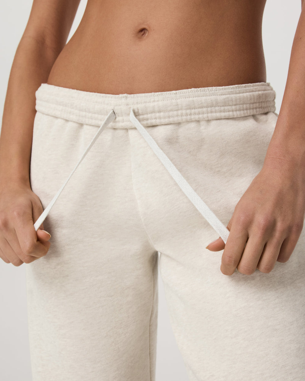 Vuori Women's Restore Straight Leg Sweatpant Bone Heather