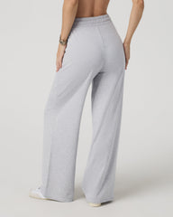 Vuori Halo Essential Wideleg - Short Women's Pale Grey Pants